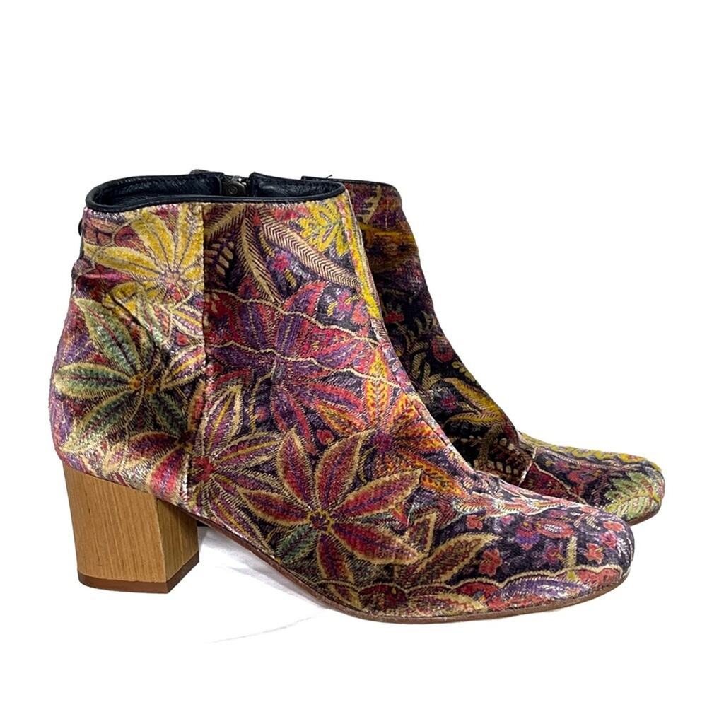 Hudson London Apisi Velvet Ankle Booties Size 39 NWOB